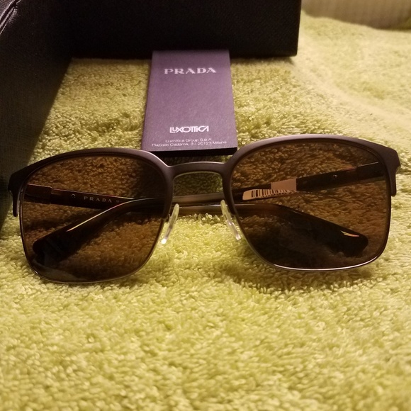 New men's/unisex Prada sunglasses - Picture 2 of 8